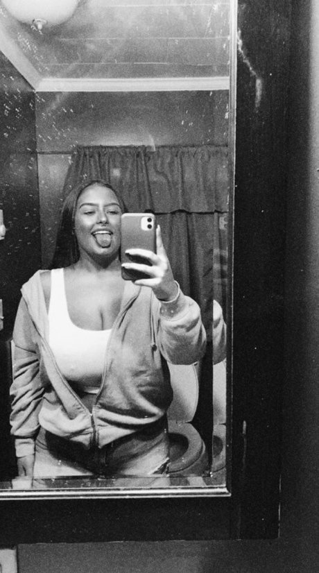 Jaley S model free pics