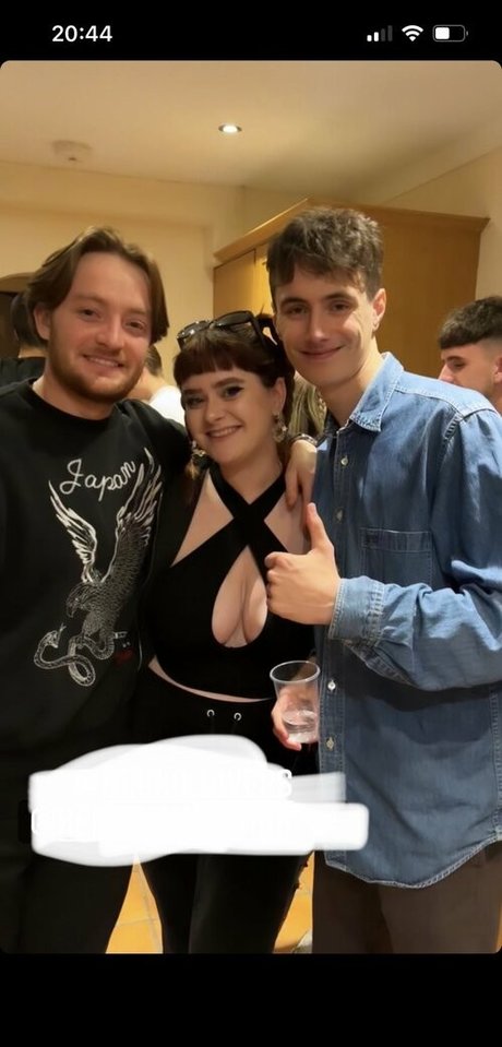 Charlotte A model hot photos