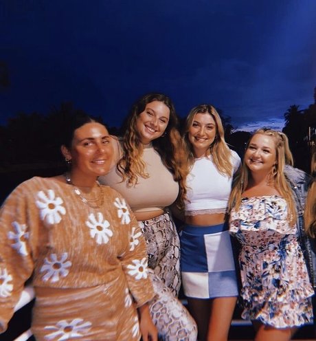 Erin Moore hd star photos