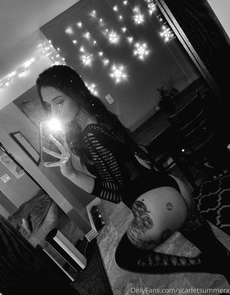 scarletsummerx pornstar naked img