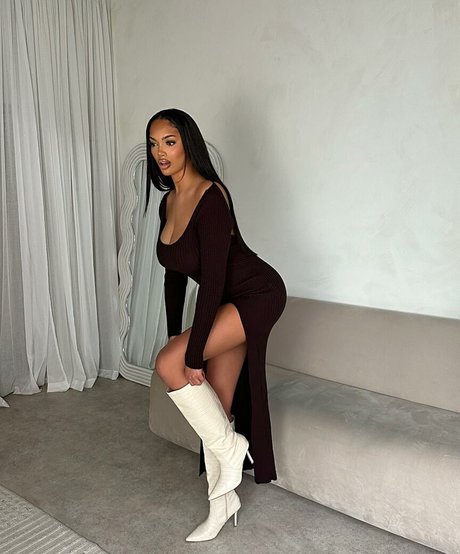 Carina Griff nudes star image