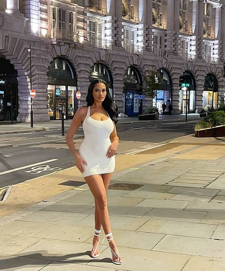 Carina Griff sexy model picture