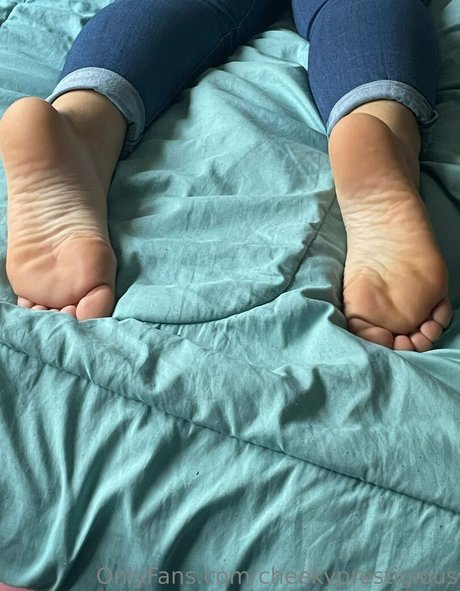 cheekyprestigious model pornographic pics