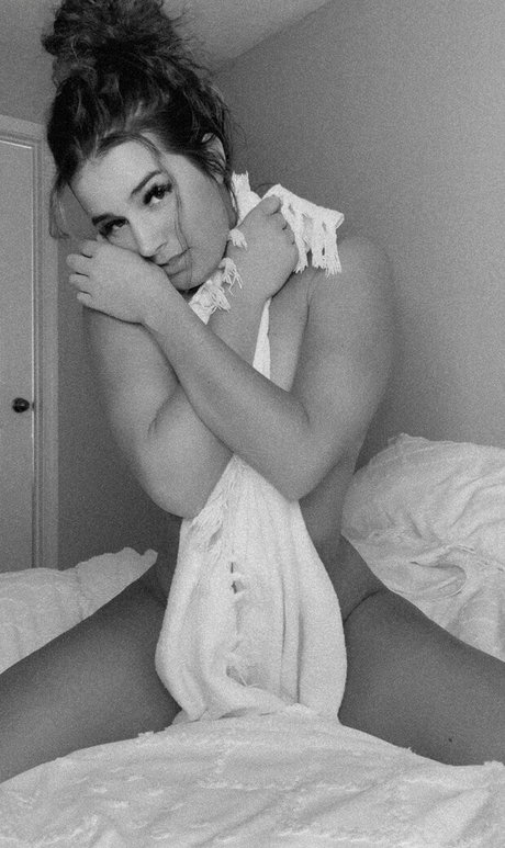 Tristin Lowe top pornstar pictures