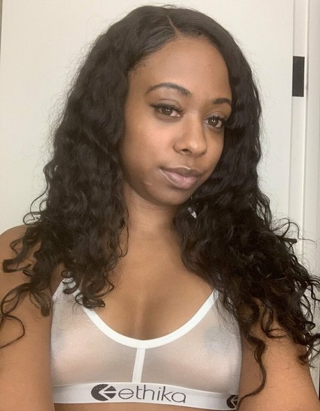 wetkandy model hot photo