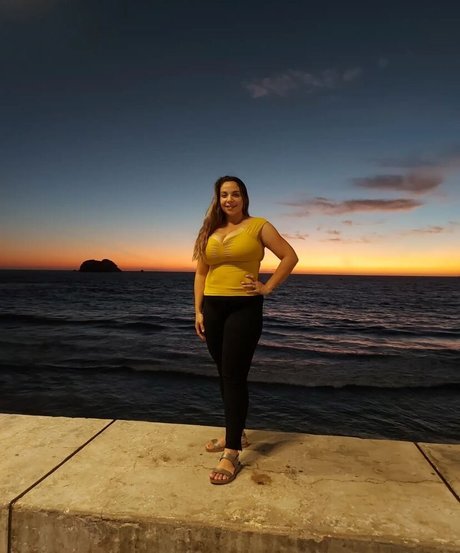 Lucero model pornographic pictures