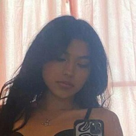 Yael Bernal nice actress images