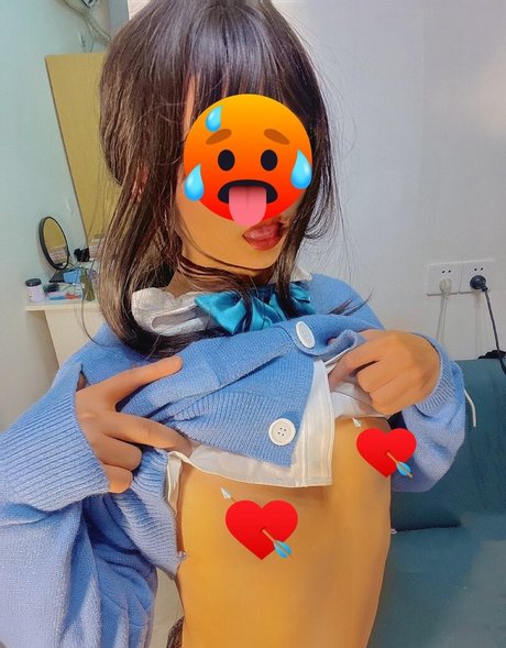 Jessica Milkybar star nude images