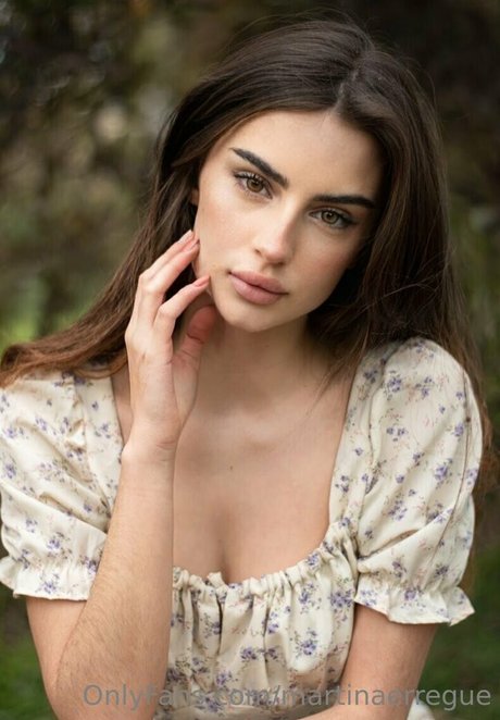 martinaerregue pornstar photo