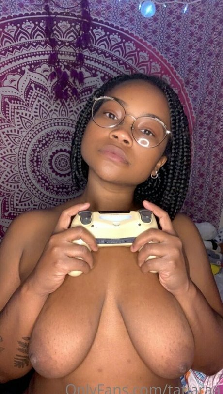 tatiaraa model art photos