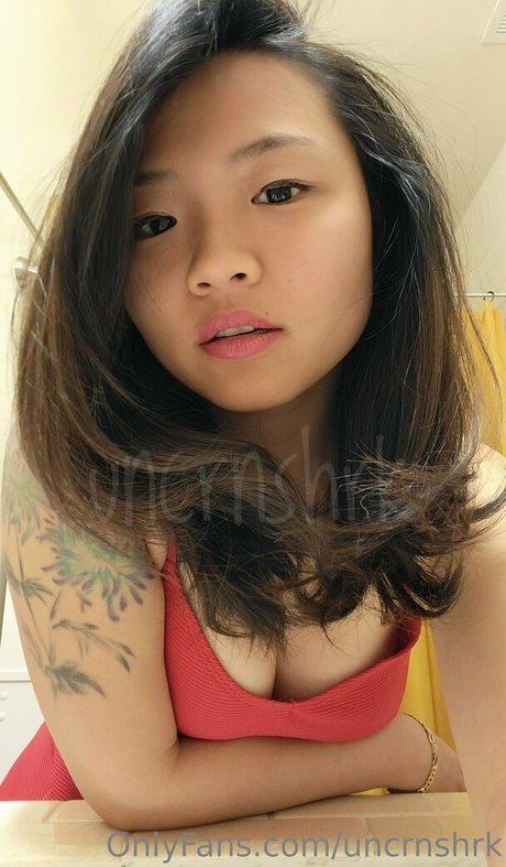 Uncrnshrk star exclusive pics