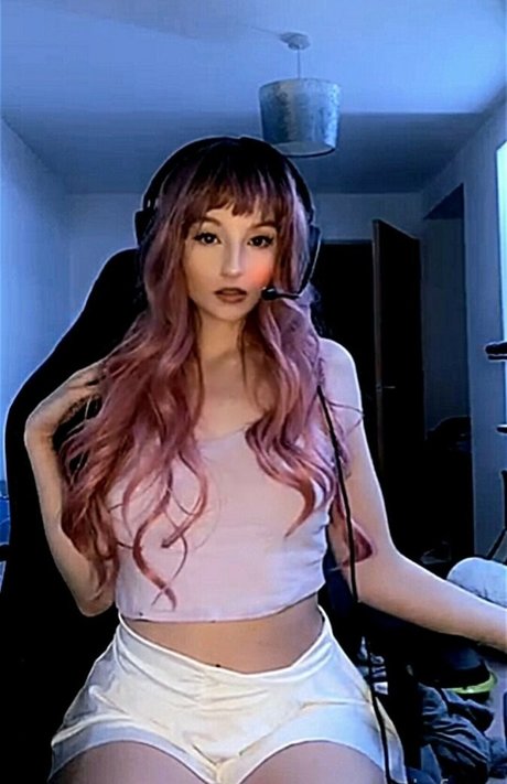 elysiafayex naked pornstar photos