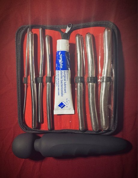 immistressraven erotic model pics