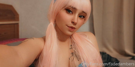 fadedambers model sexy pictures