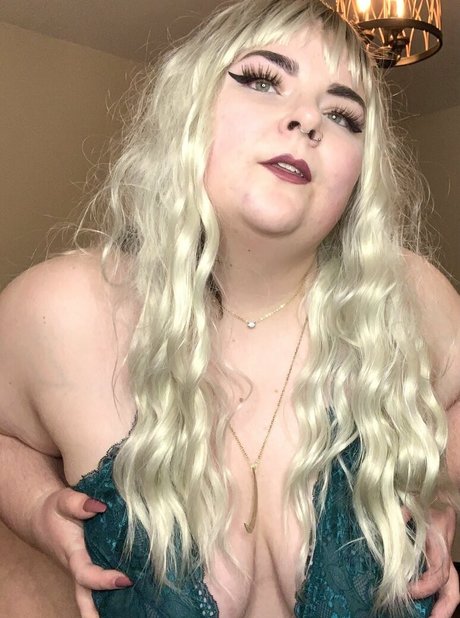 maisonfoxqueen model porn picture