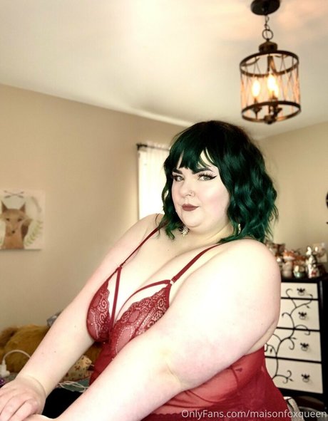 maisonfoxqueen star img