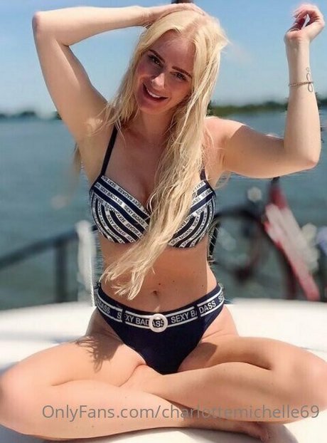 charlottemichelle69 pornstar galleries