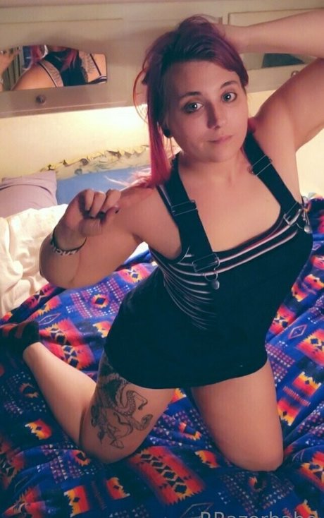 rrazorbabefree free actress pics