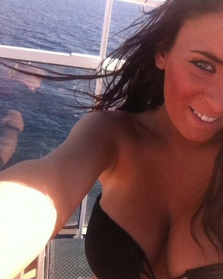 Emma Lynn Slavin nude star photos