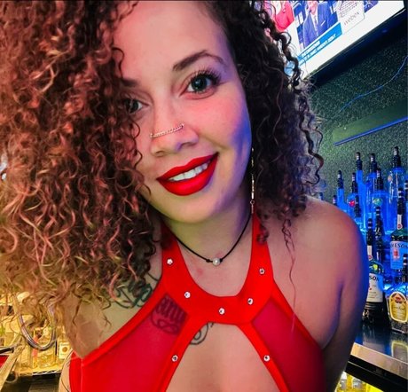 Goddess Dystopia pornstar sex pic