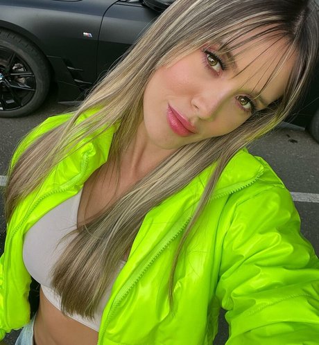 Mally Restrepo erotic model pictures