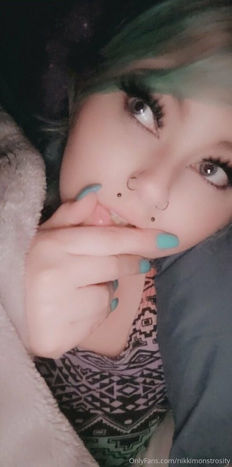 nikkimonstrosity star pretty gallery