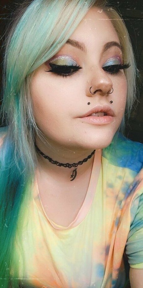 nikkimonstrosity star nudes photo