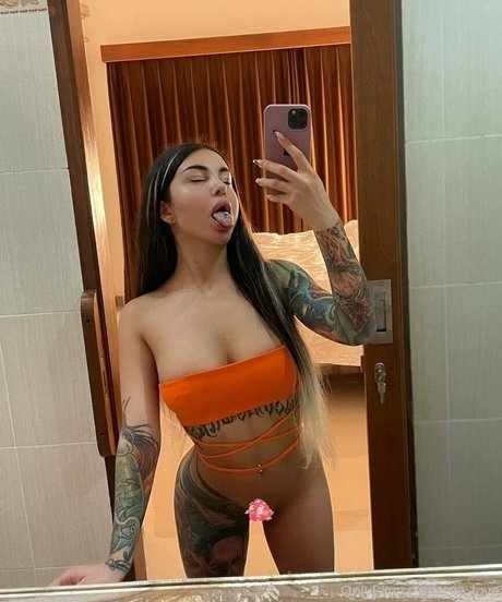 eve love perfect model images