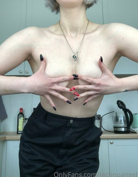 technoangel adult model gallery