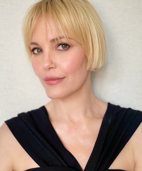 Leslie Bibb pornstar naked photo