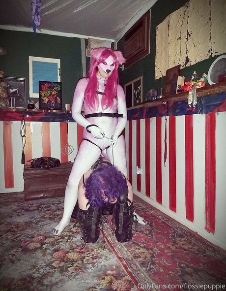 flossiepuppie sex star archive