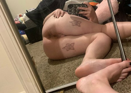 Lizzdoll model beautiful galleries