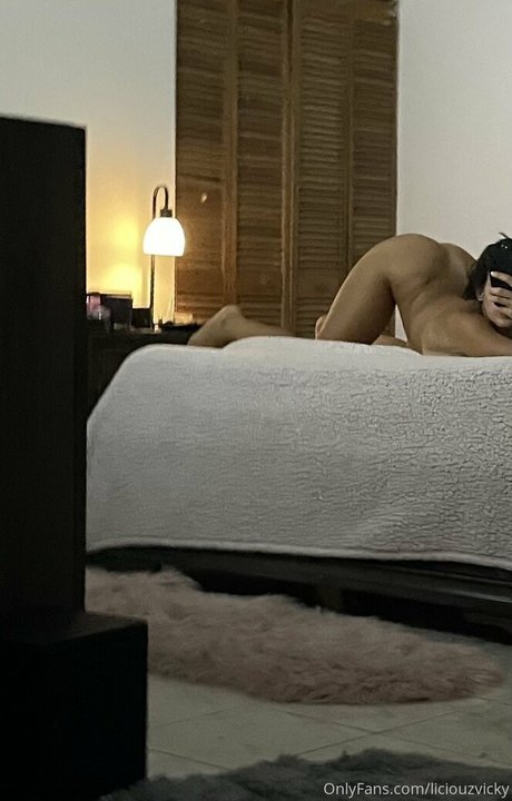 liciouzvicky art pornstar photo