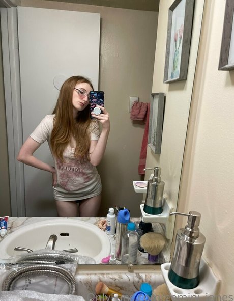 gemini jones model free pics