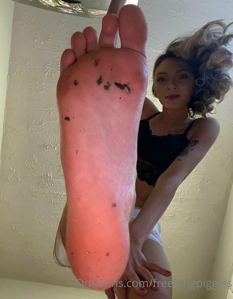 freelongpiggies model nice gallery