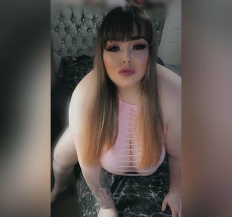 yagurlkayl model naked image