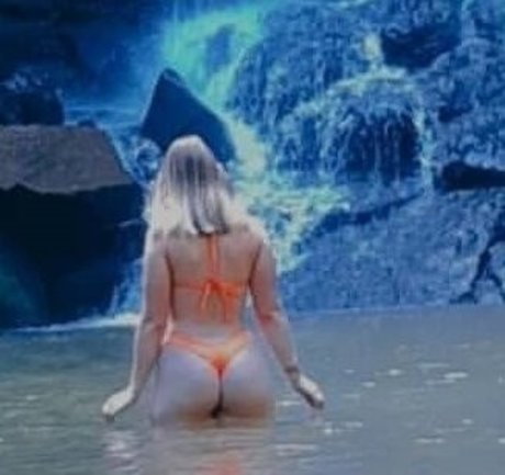 sabrinahnl porn actress photos