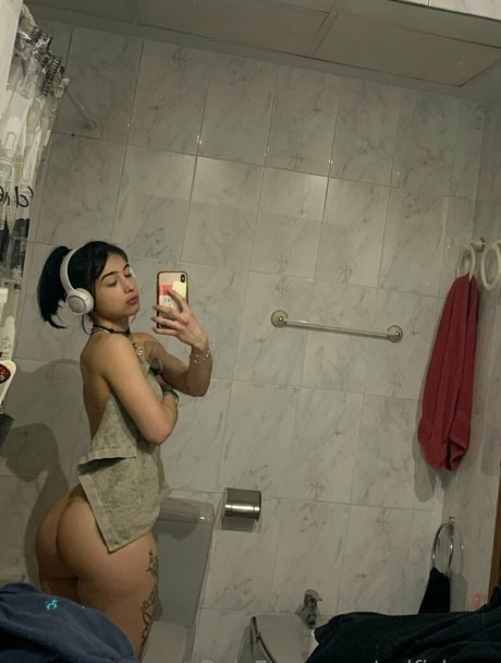 selfishara best pornstar picture