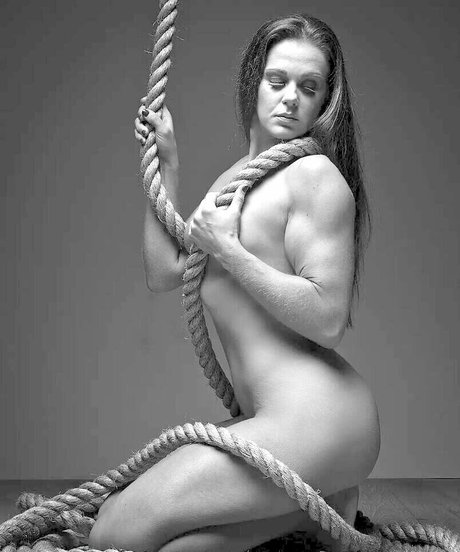 emij 32 pornstar art images