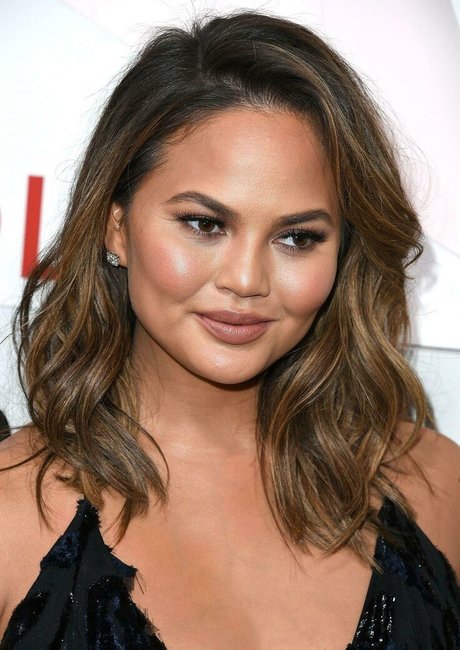 Chrissy Teigen erotic model archive