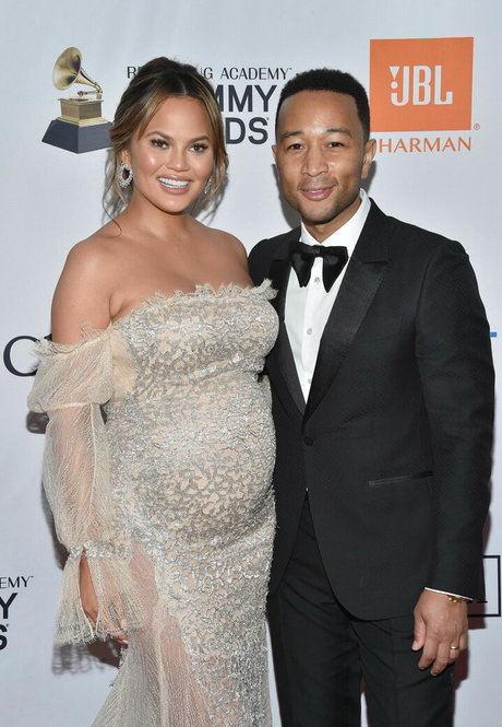 Chrissy Teigen erotic pornstar photo