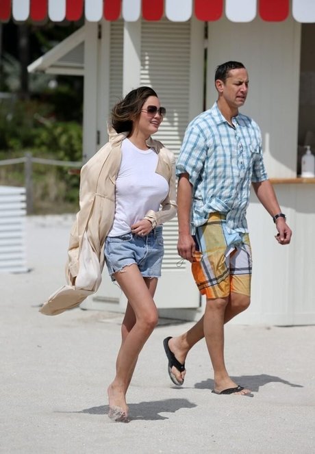 Chrissy Teigen pornographic actress archive