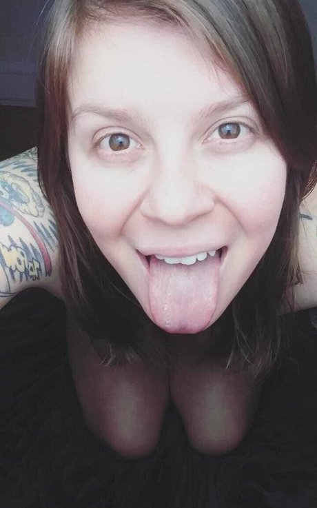 theellehell hd star image