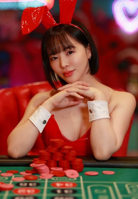 Tsubaki Sannomiya pornographic star image