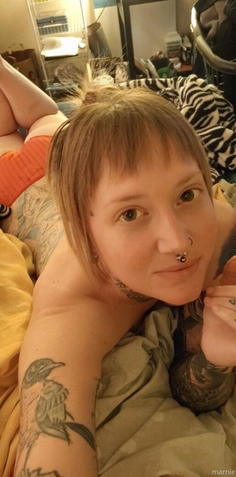 thesavorypie sexy star photo