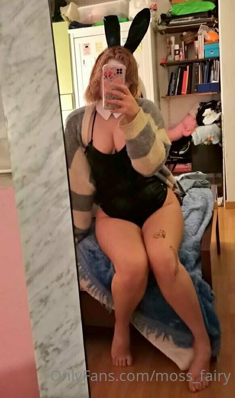 moss fairy pornstar nude photo