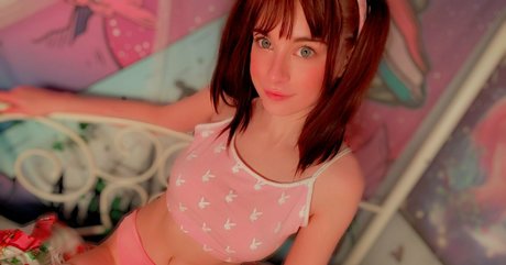 clarabelrose pretty actress picture