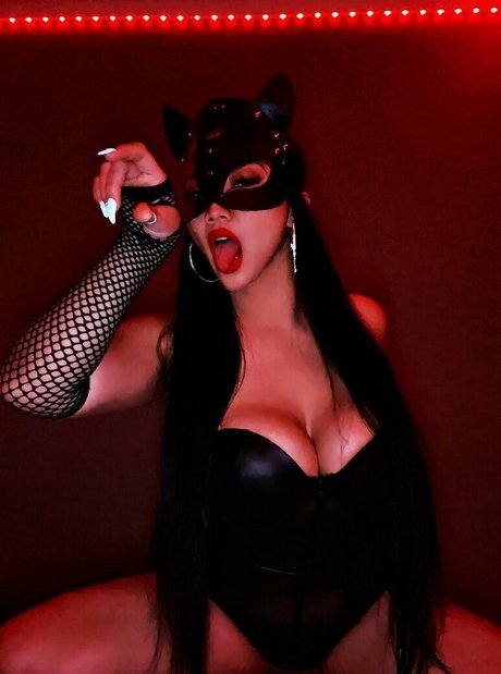 arianaboobbi free actress picture