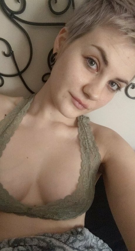 ellepix star adult pics