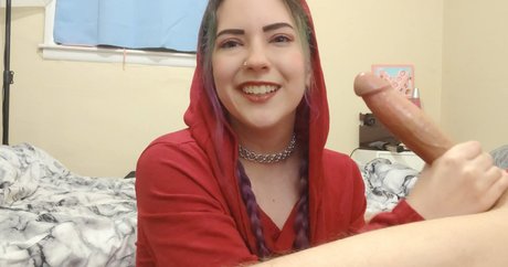 LilRedVelvettt model naked galleries